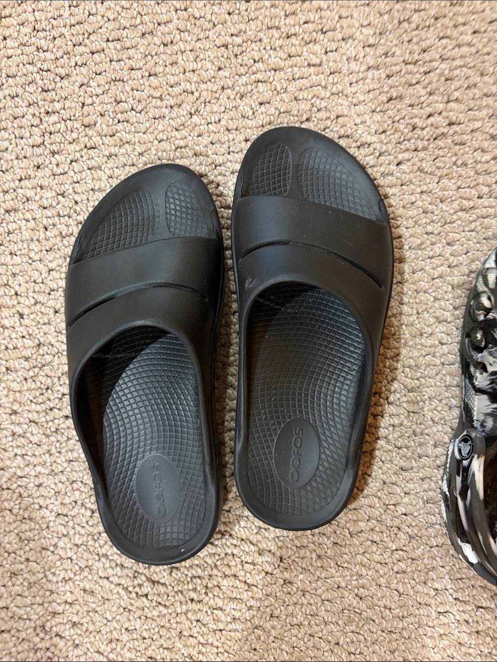 Oofos Black Slide Sandals - Lightweight Comfort